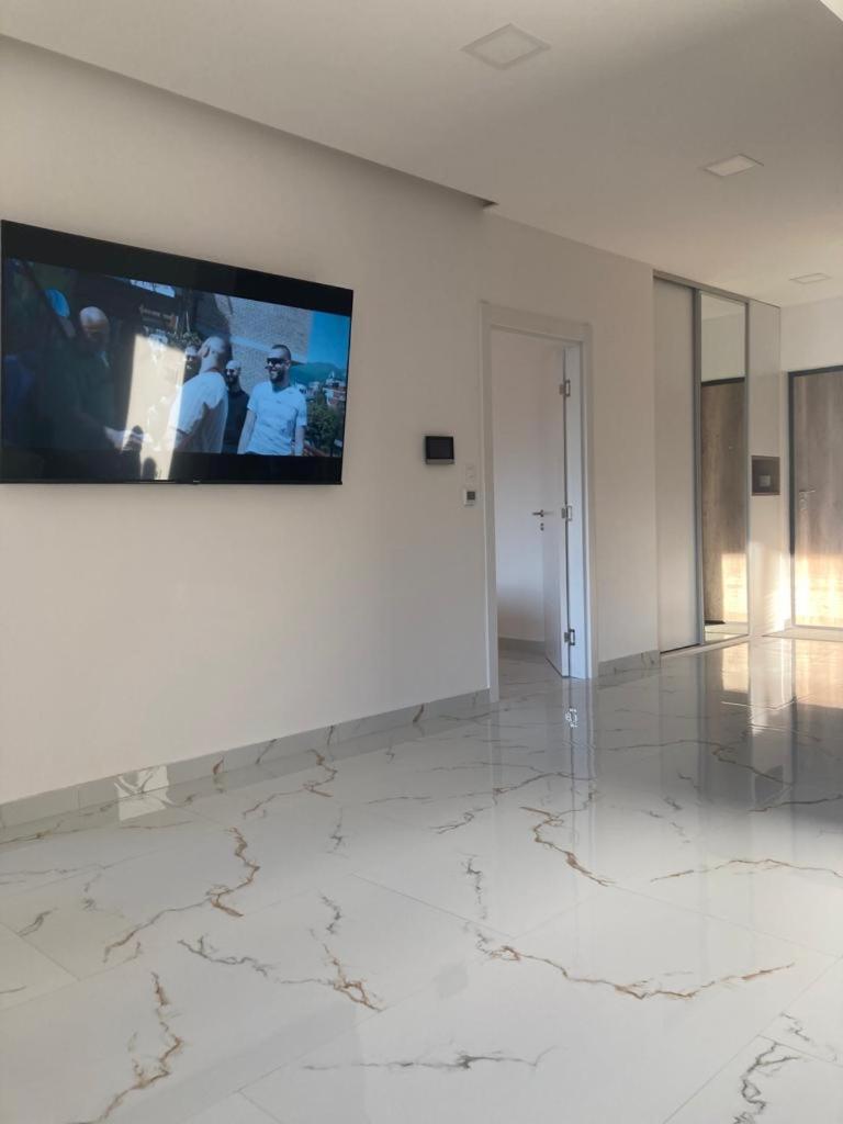 Апартаменты Mia Gi Luxury + Garage Мостар Экстерьер фото